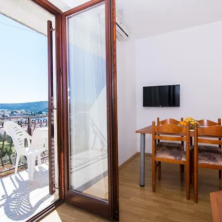 Jozic Appartement *