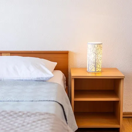 Jozic Apartament *