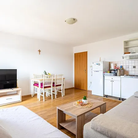 Apartament Jozic Seget Vranjica